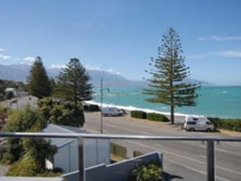 Waves Apartments Kaikoura Esterno foto